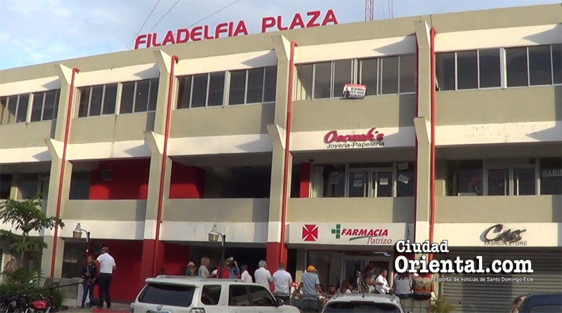 Farmacia Patrizo en la Plaza Filadelfia