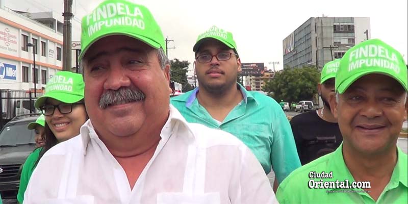 Tonty Rutinel en la Marcha Verde