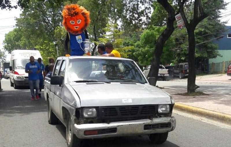 El ASDE rinde "homenaje" a Juancito con un vehículo que ni siquiera tiene luces direccionales