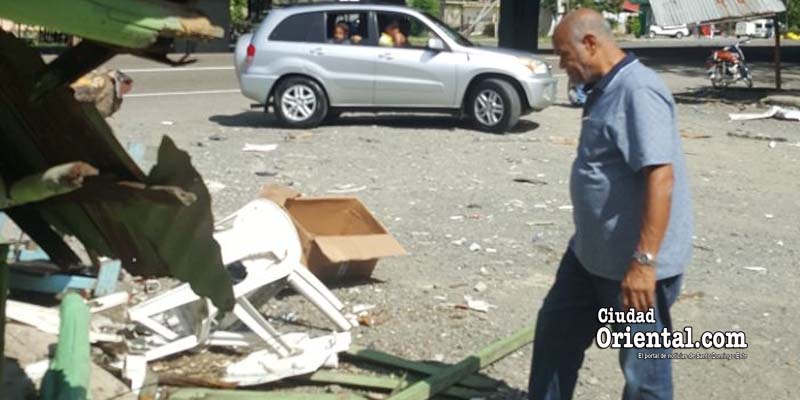 Franc Quezada, quien es un fino investigador, regresó al lugar del "accidente" en busca de evidencias con la que elaborar su teoría del caso.