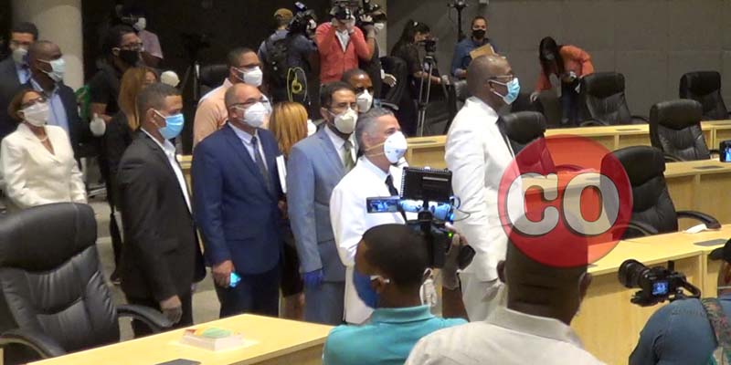 Manuel Jiménez y Alfredo Martínez entran a la Sala capitular donde no los esperó ni un solo regidor