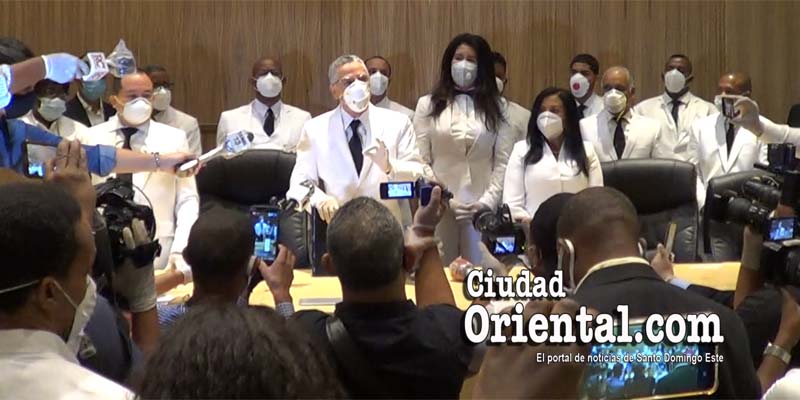 Manuel Jiménez da declaraciones a la prensa (Foto de archivo)