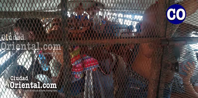 Los detenidos están sin la mínima protección y distanciamiento requerido por las autoridades sanitarias.