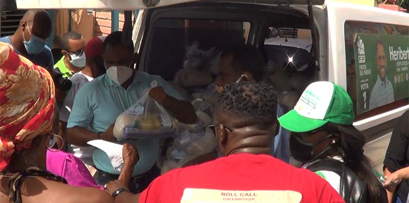 La acción es parte del “Plan de Acción Cívica-Comunitaria”.