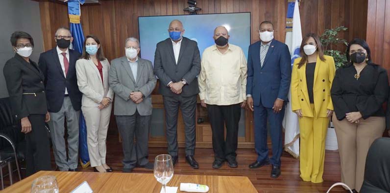 La Junta es presidida por el ministro de Educación-