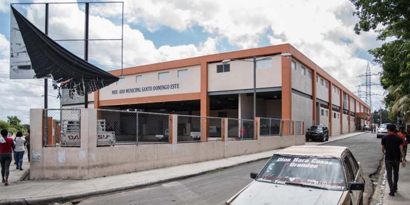 Mercado municipal de El Almirante, SDE