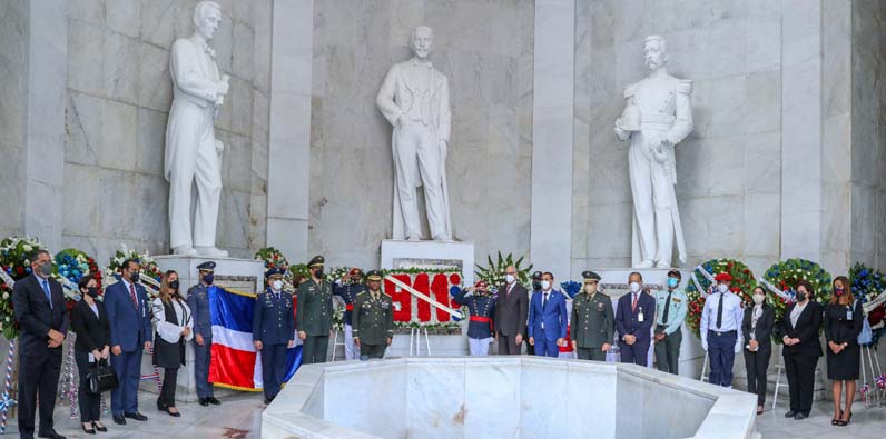 Son parte de los actos por conmemoración del 177 aniversario de la Independencia Nacional.