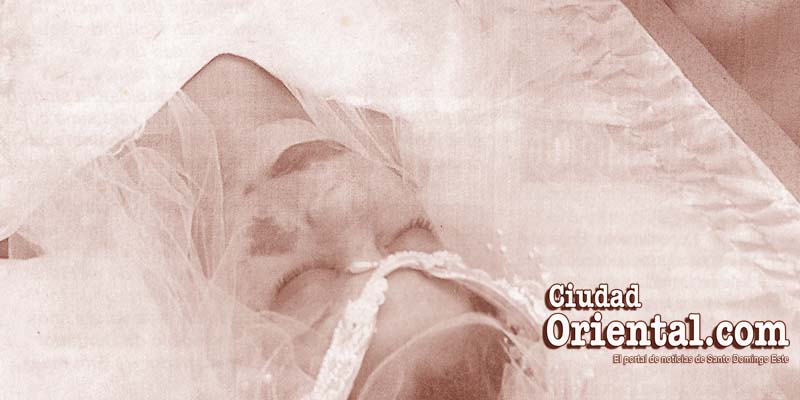 Cadáver de Youssette Carolina Artiles Ruiz, vestido de novia