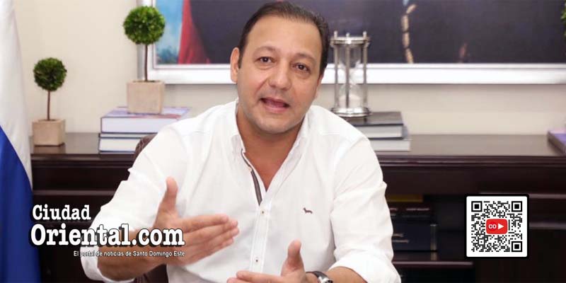 Abel Martínez, alcalde de Santiago