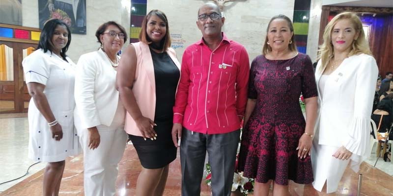 Los únicos regidores que acompañaron a Manuel Jiménez en la misa de celeración del XX aniversario de SDE
