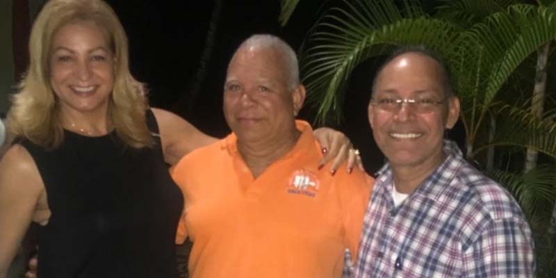 Julio César García Cruceta , centro, Adán Boddoem extremo derecho