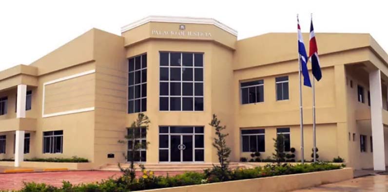 Palacio de Justicia prov. Monte Plata.