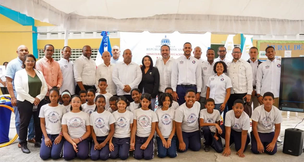 INEFI y ODEFAR ponen en marcha “Escuelas en Movimiento”, innovador programa que fomenta la vida saludable en estudiantes